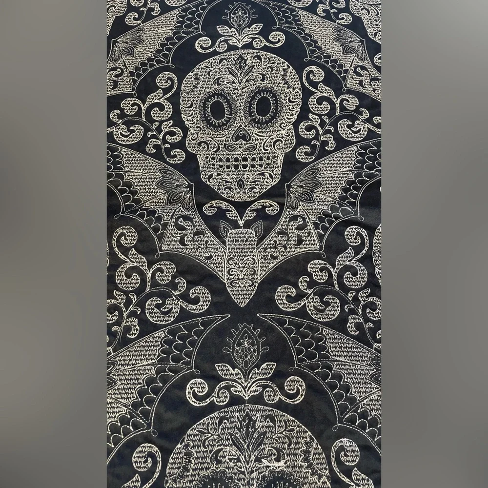 RACHEL ZOE Gothic Skull Bat Embroidered Design Table Runner 14” x 72” NWT